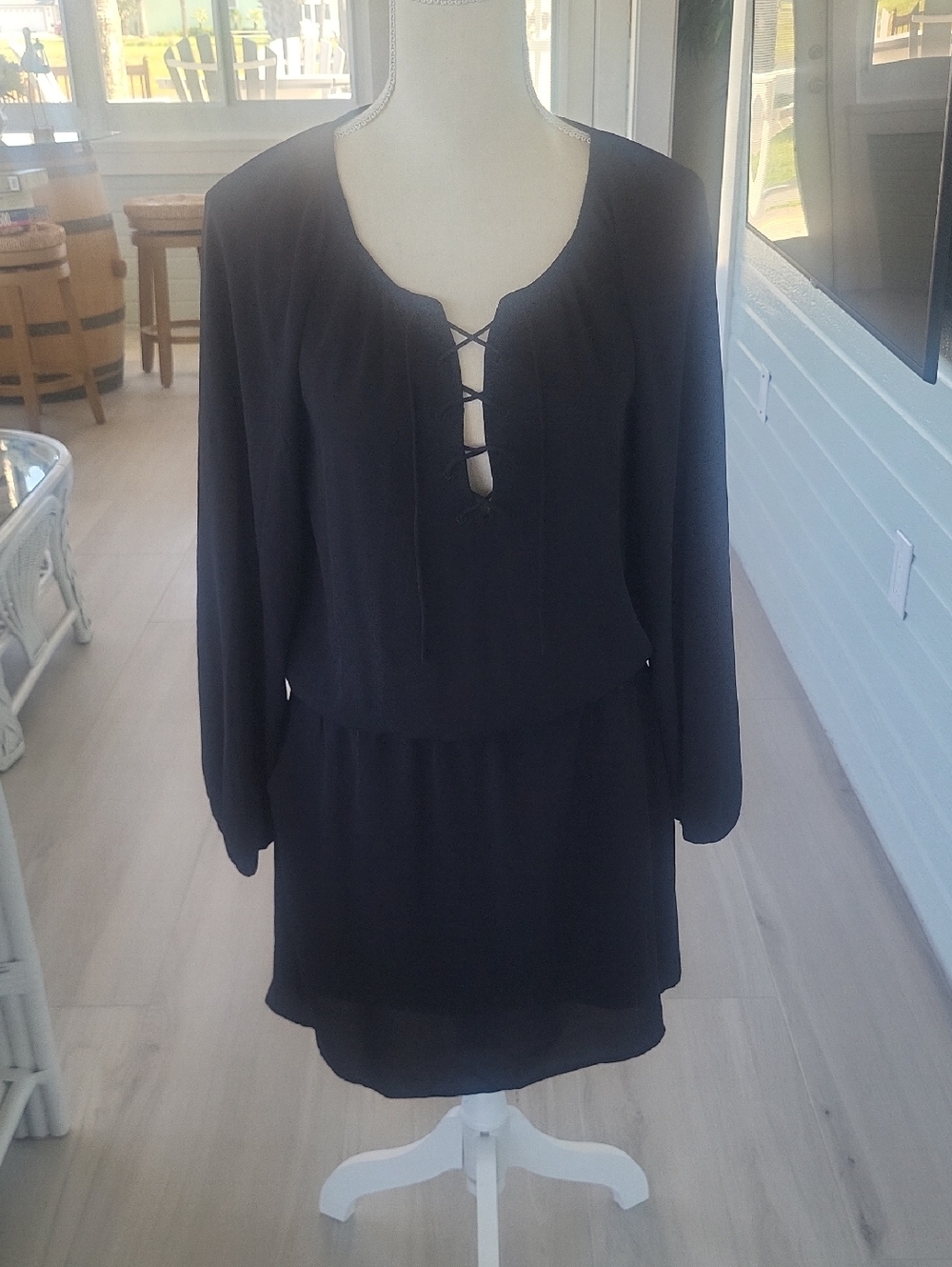 Express Black Long Sleeve V-Neck Tunic